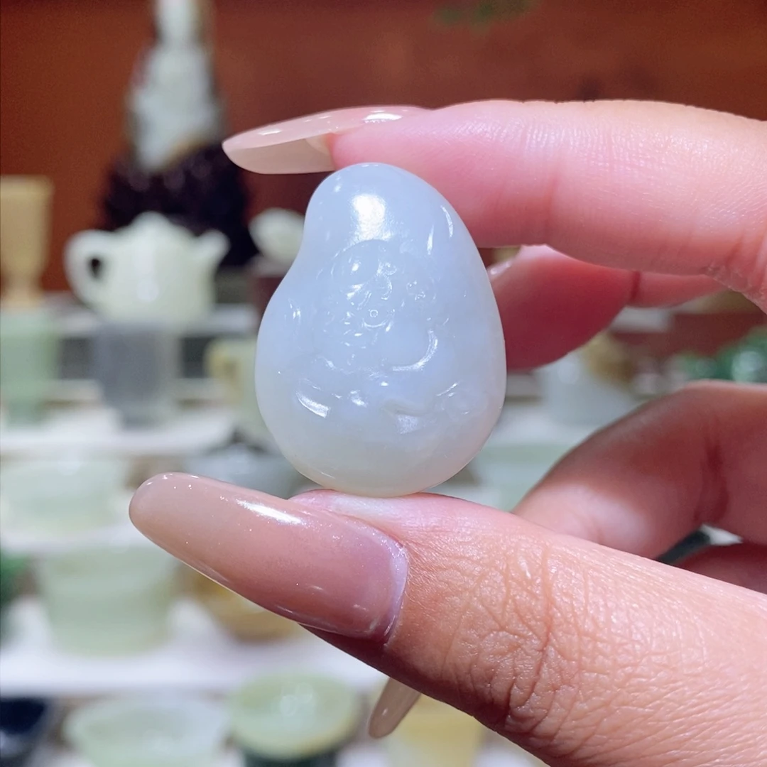 未镶嵌和田玉挂件和田玉貔貅