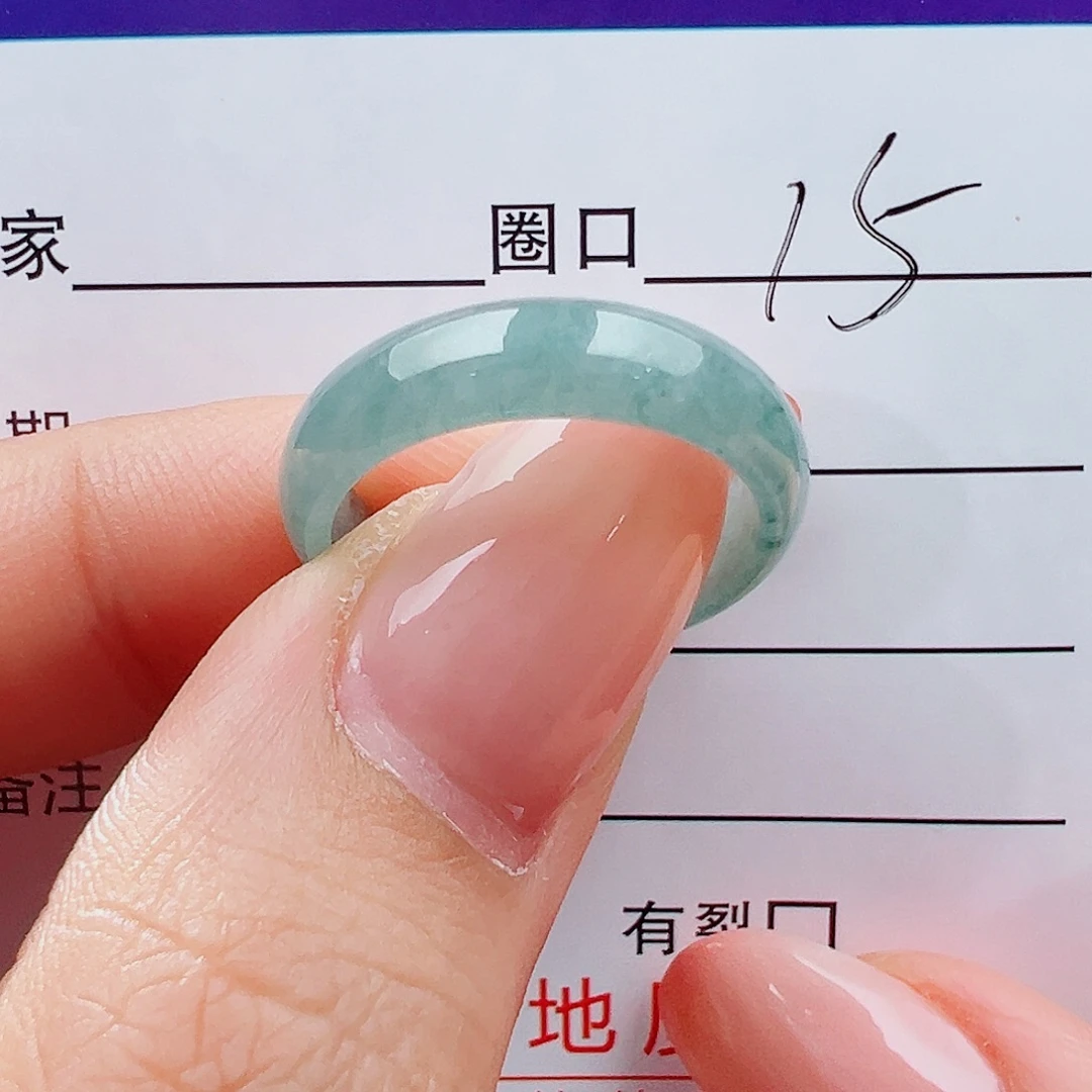 翡翠未镶嵌戒指戒指