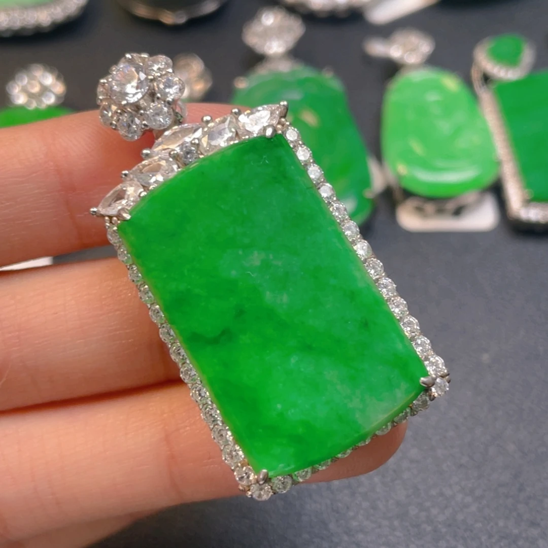 翡翠银S925镶嵌颈饰