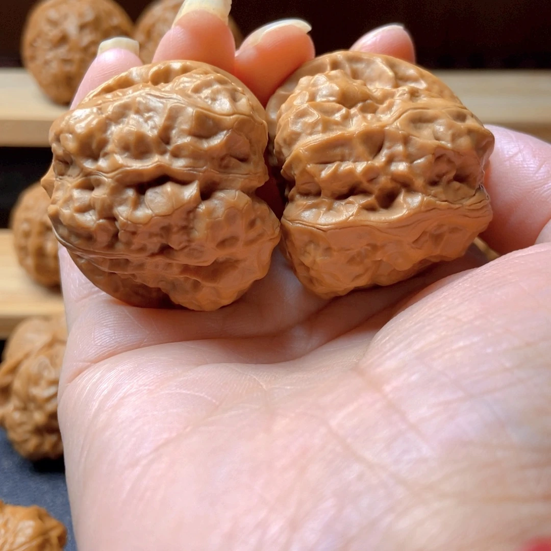 噜***脸吊坠文玩核桃蛤蟆头