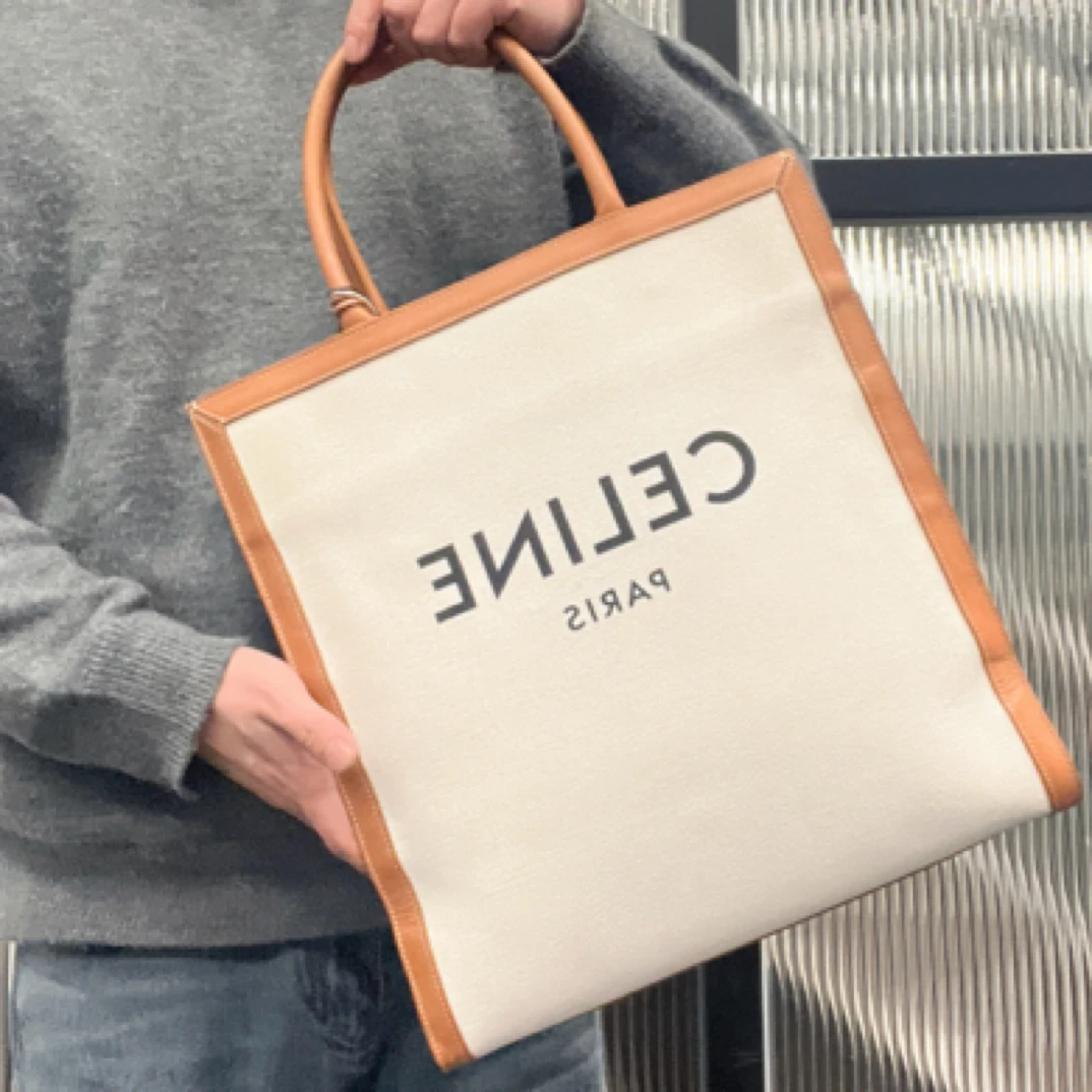 95新 Celine/思琳 【涛】6CB726 大号帆布配焦糖托特琴谱手提包