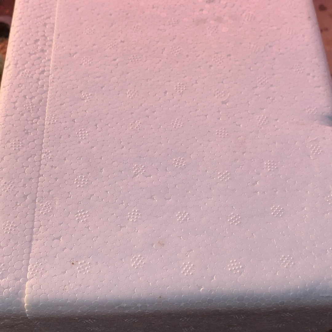 八**了一物一拍，保温箱