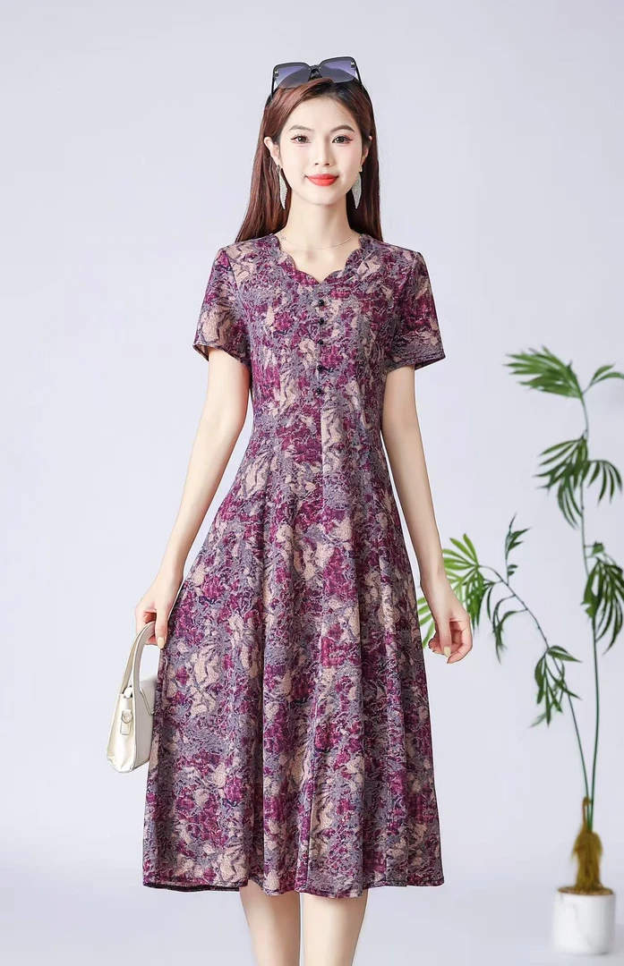 2025短袖连衣裙中年妈妈装减龄时尚显瘦款收腰中长款连衣裙