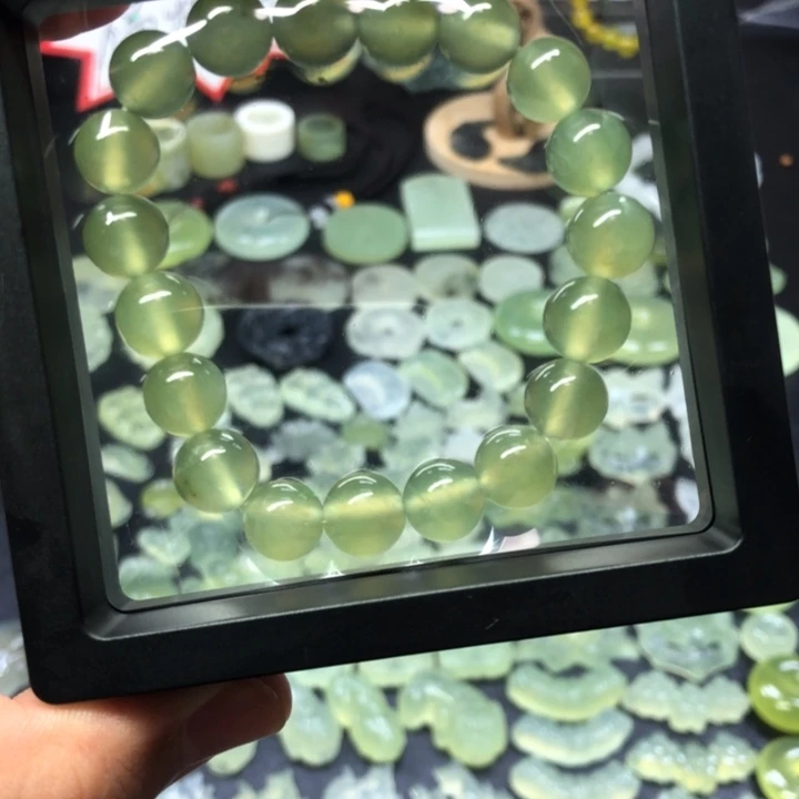 未镶嵌蛇纹石玉吊坠(赠链)?****?