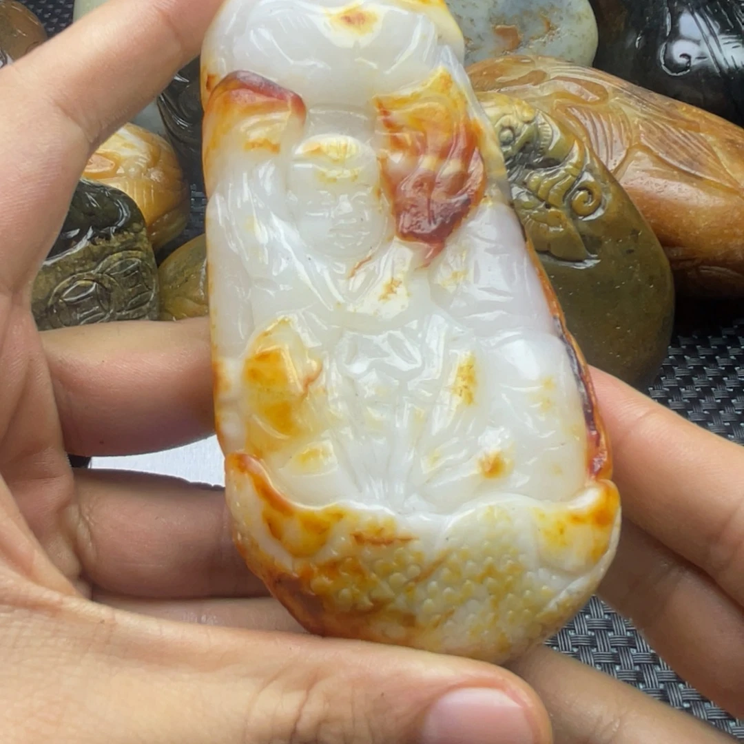 和田玉（糖玉）未镶嵌挂件