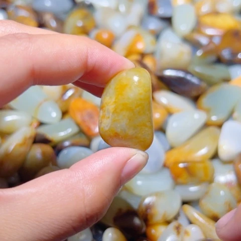 和田玉（子料）未镶嵌颈饰13.3克