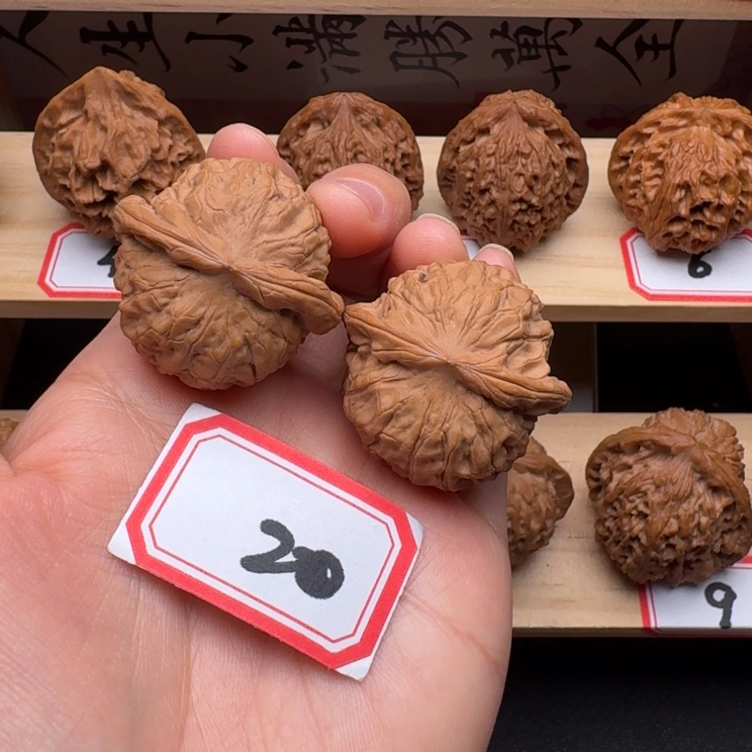 吊坠文玩核桃全品37尺玉麒麟