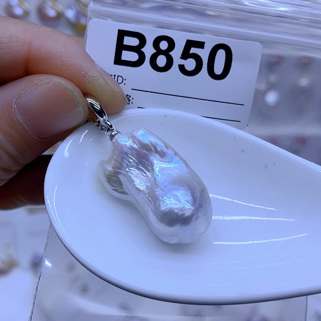 颈饰淡水珍珠未镶嵌