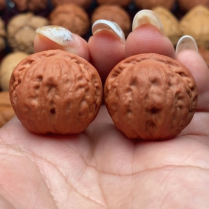 核桃精品文玩核桃手捻玉石方樽