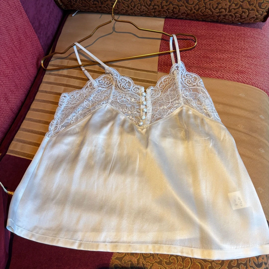 【云裳溪2025｜5月香港新款】 国风白色蕾丝吊带背心