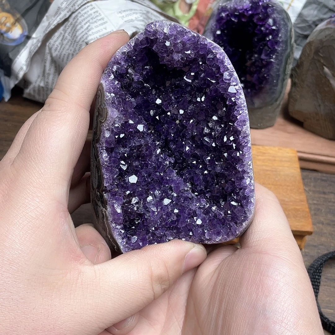 紫晶大型摆件（非配饰）未镶嵌