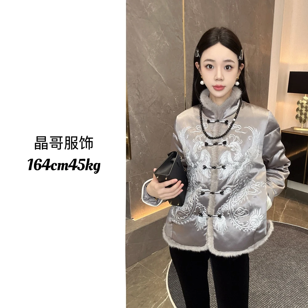 现货【有凤来仪】新中式休闲百搭醋酸水貂毛重工刺绣国风羽绒服