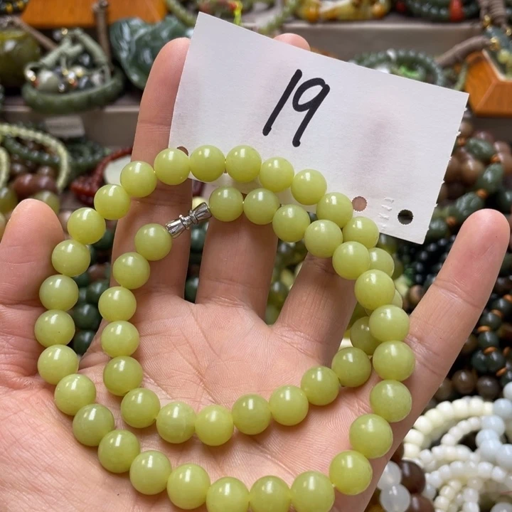 未镶嵌蛇纹石玉手链