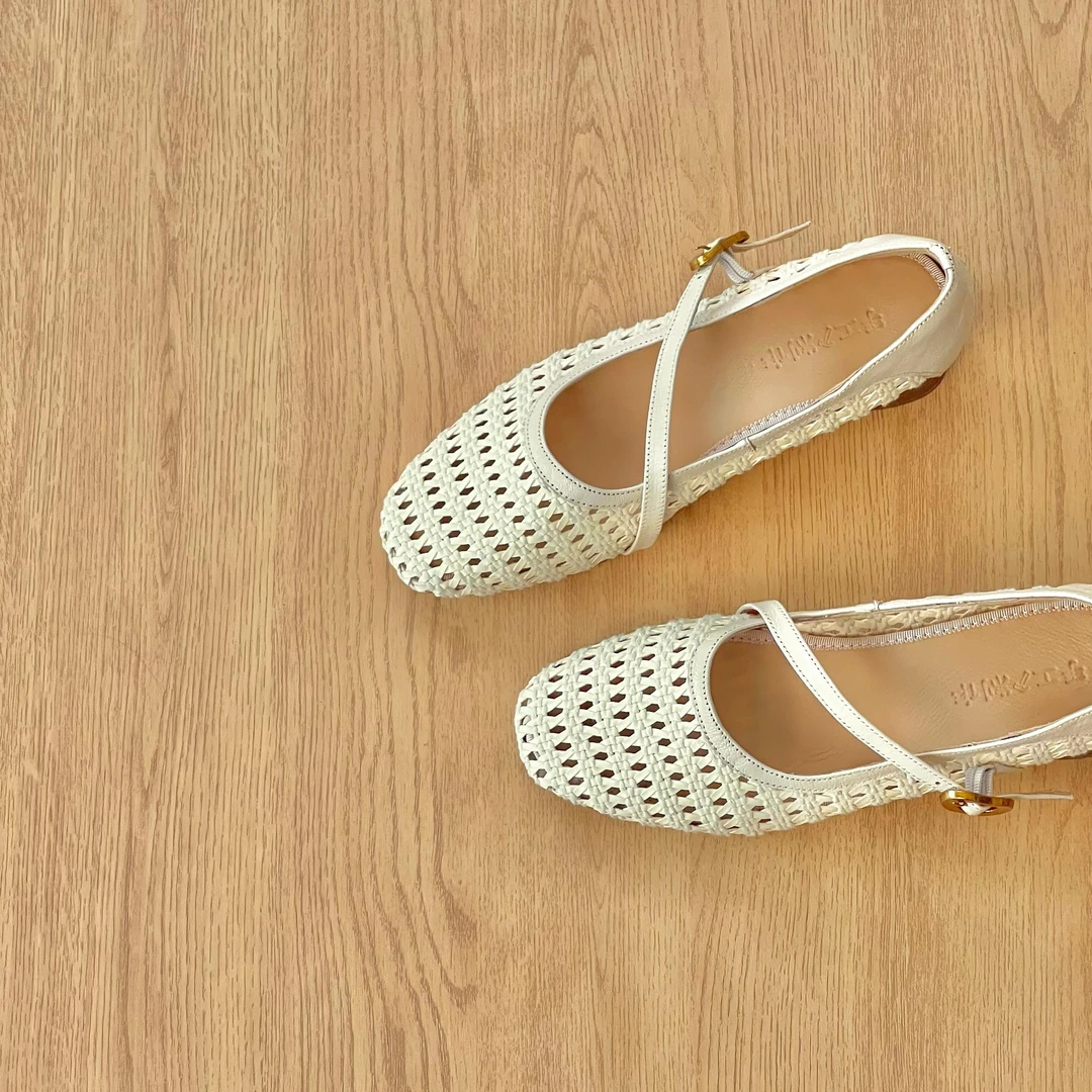 HUSSLOVE 羊皮+麻绳编织·跟高3CM·重工编织镂空斜边一字带单鞋