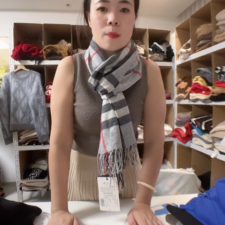 灰色围巾纯山羊绒