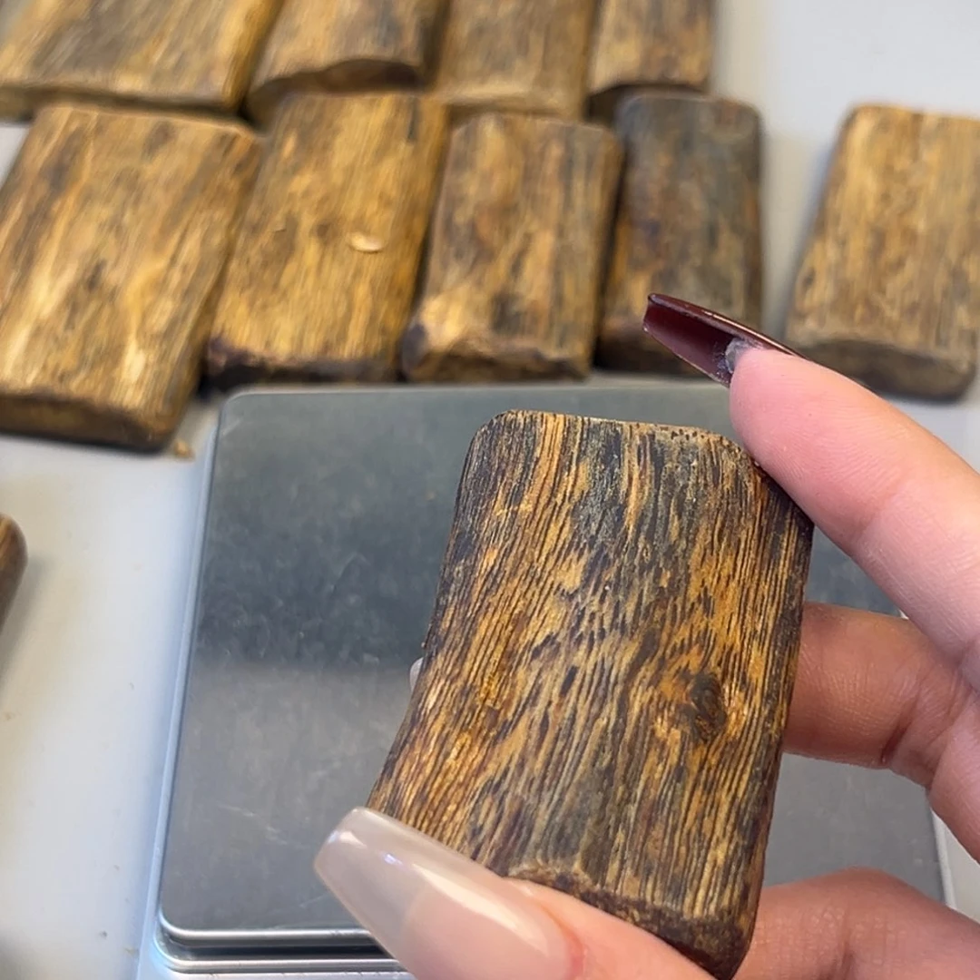 沉香沉香碎屑龙奇楠沉香j k s k