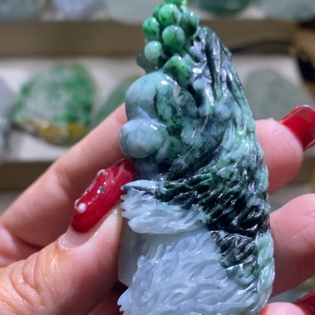 【闪购商品】翡翠颈饰未镶嵌喜上眉梢