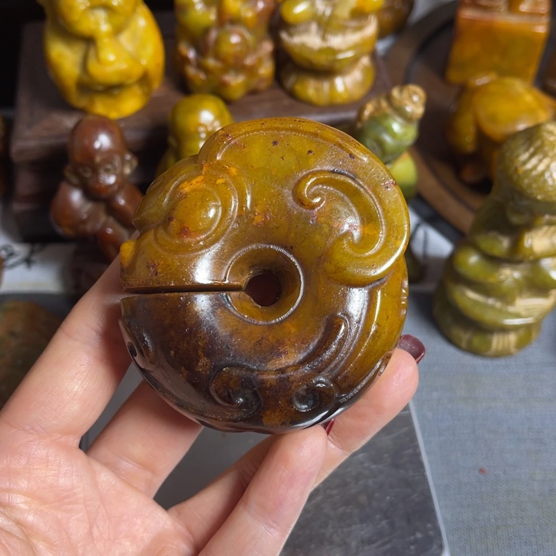 蛇纹石玉合金颈饰