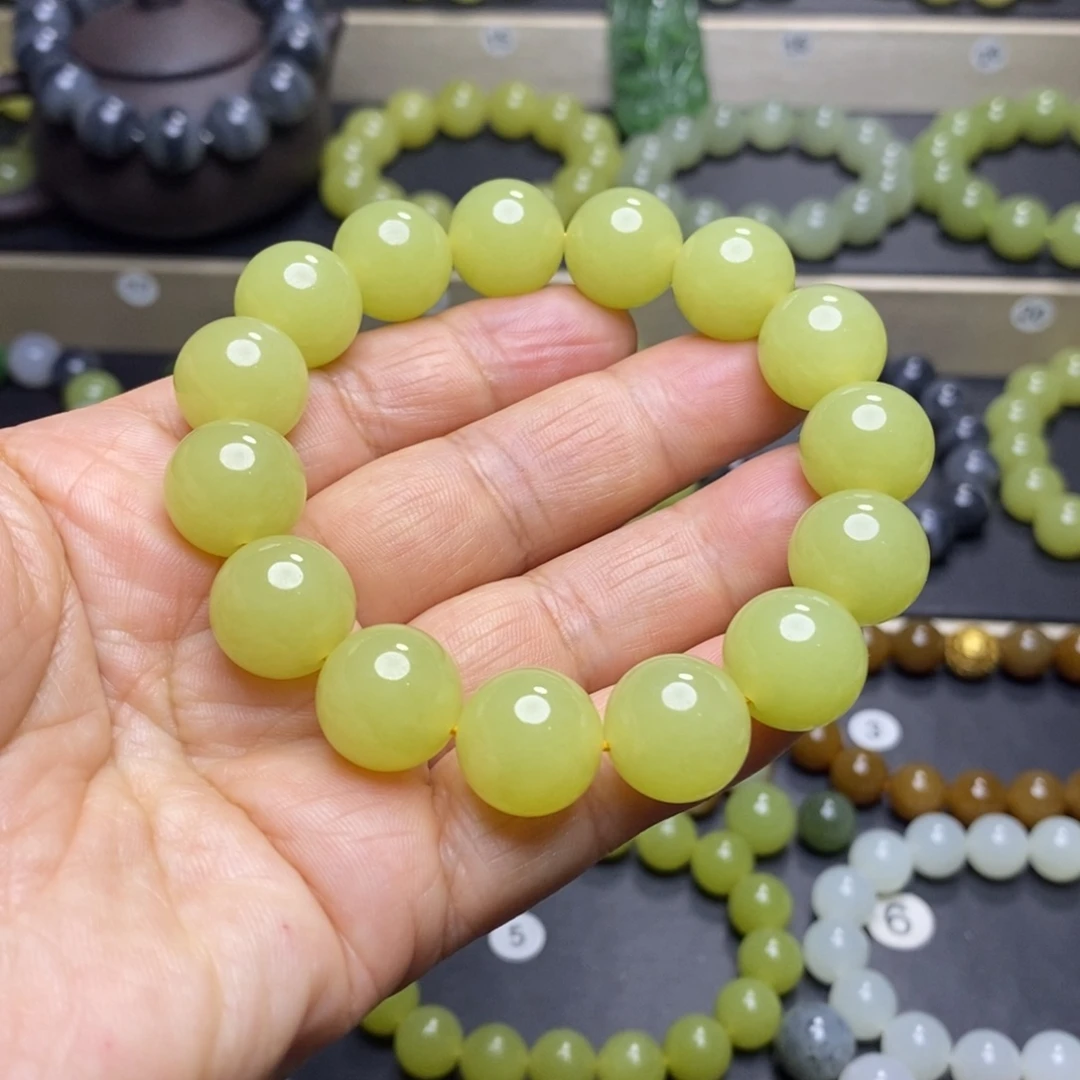 和田玉未镶嵌手串