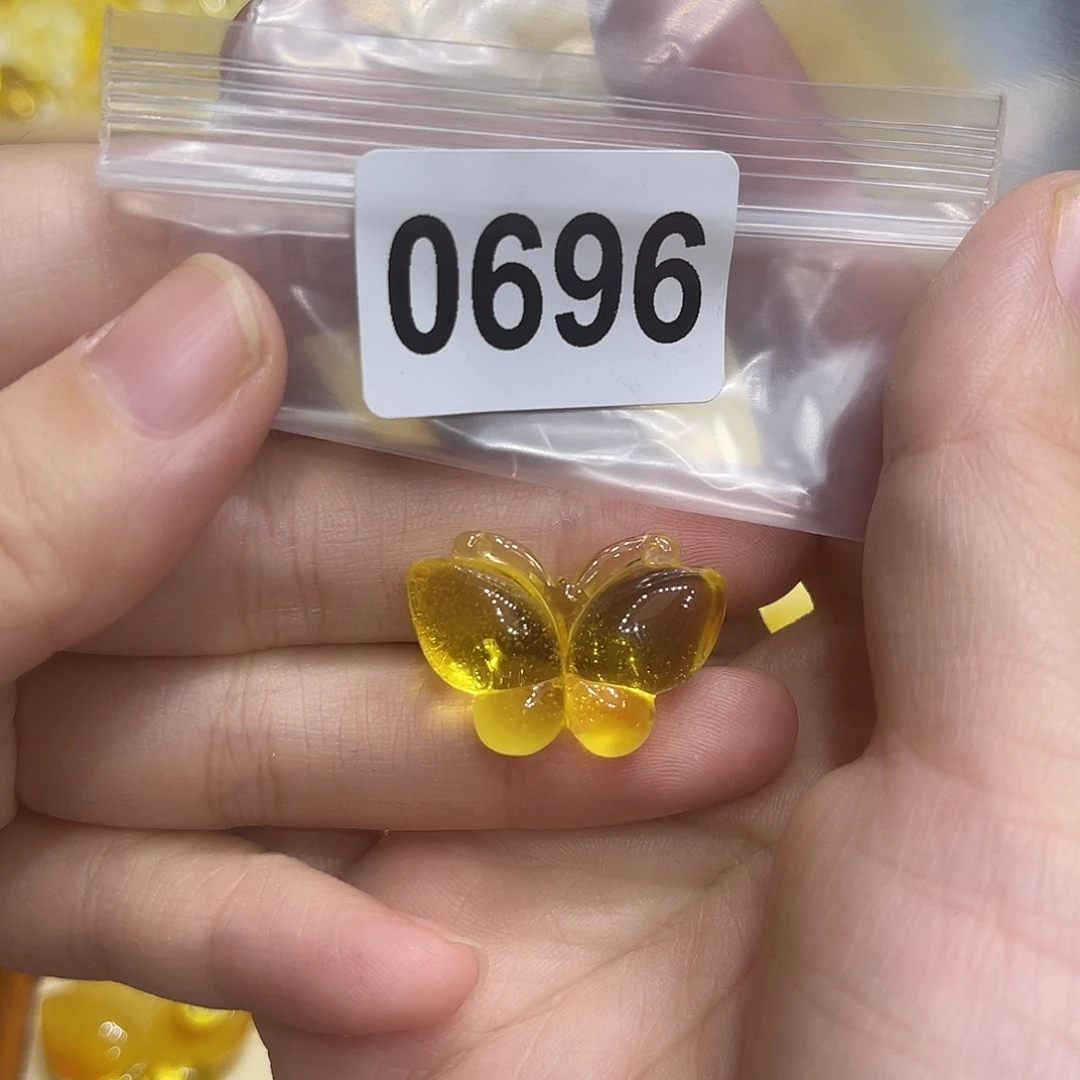 Y***｀琥珀未镶嵌珠宝奇石