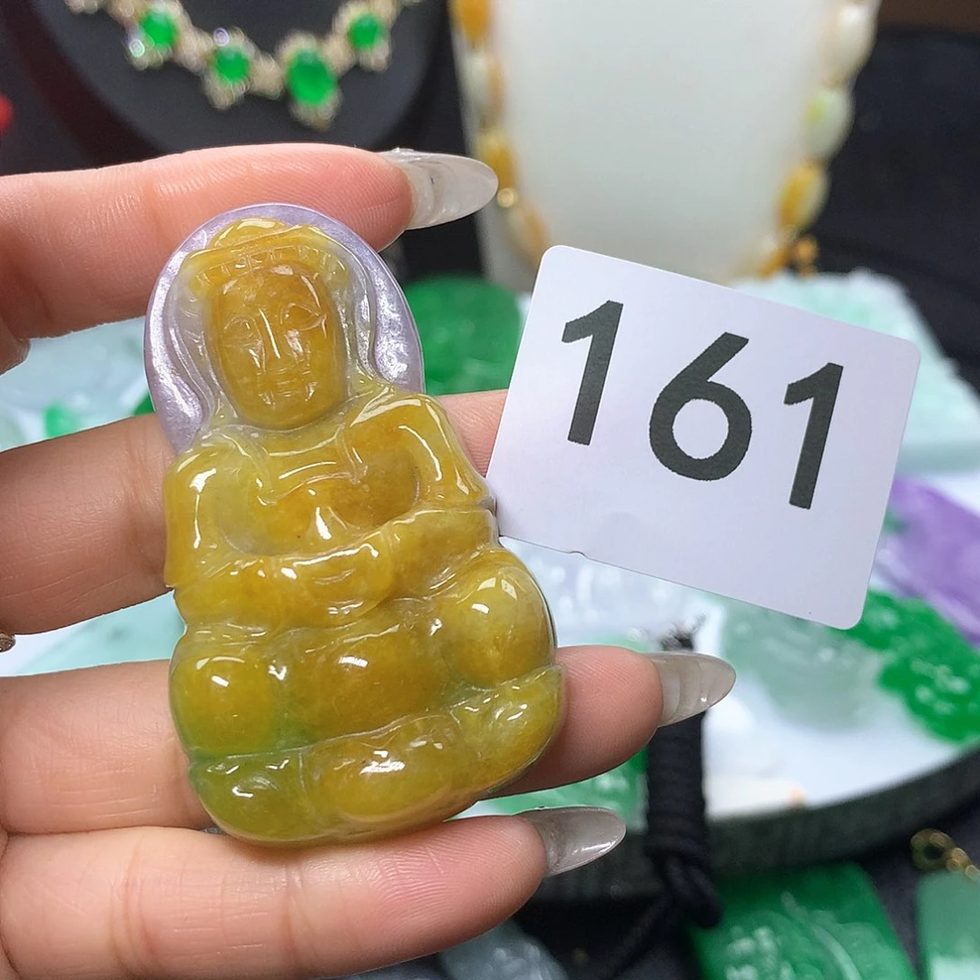 翡翠吊坠(赠链)未镶嵌