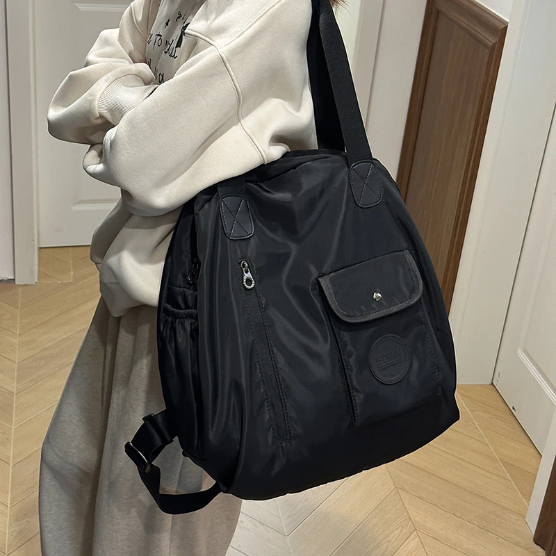 大容量多功能背包美式设计感男女户外旅行包出行便携单肩包妈咪包