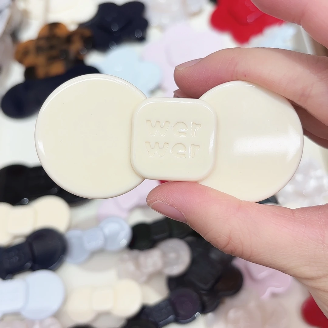 皮质铁合金大号蝴蝶结奶黄