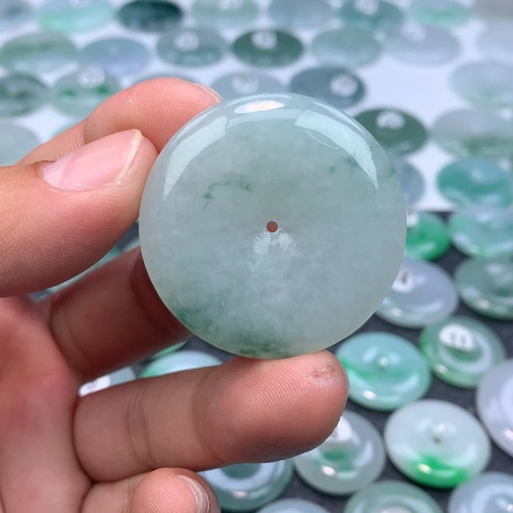 翡翠未镶嵌颈饰缅甸天然A货翡翠40-6.3