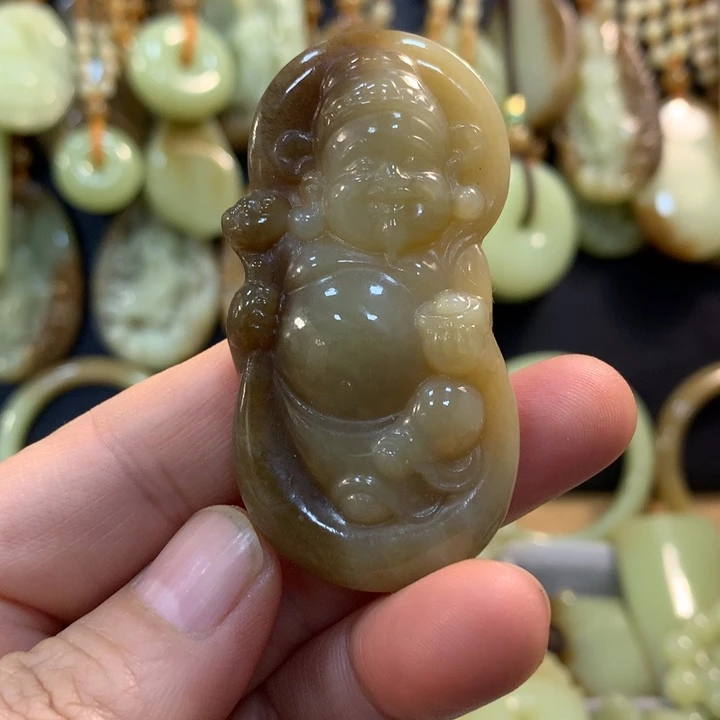 和田玉未镶嵌挂件