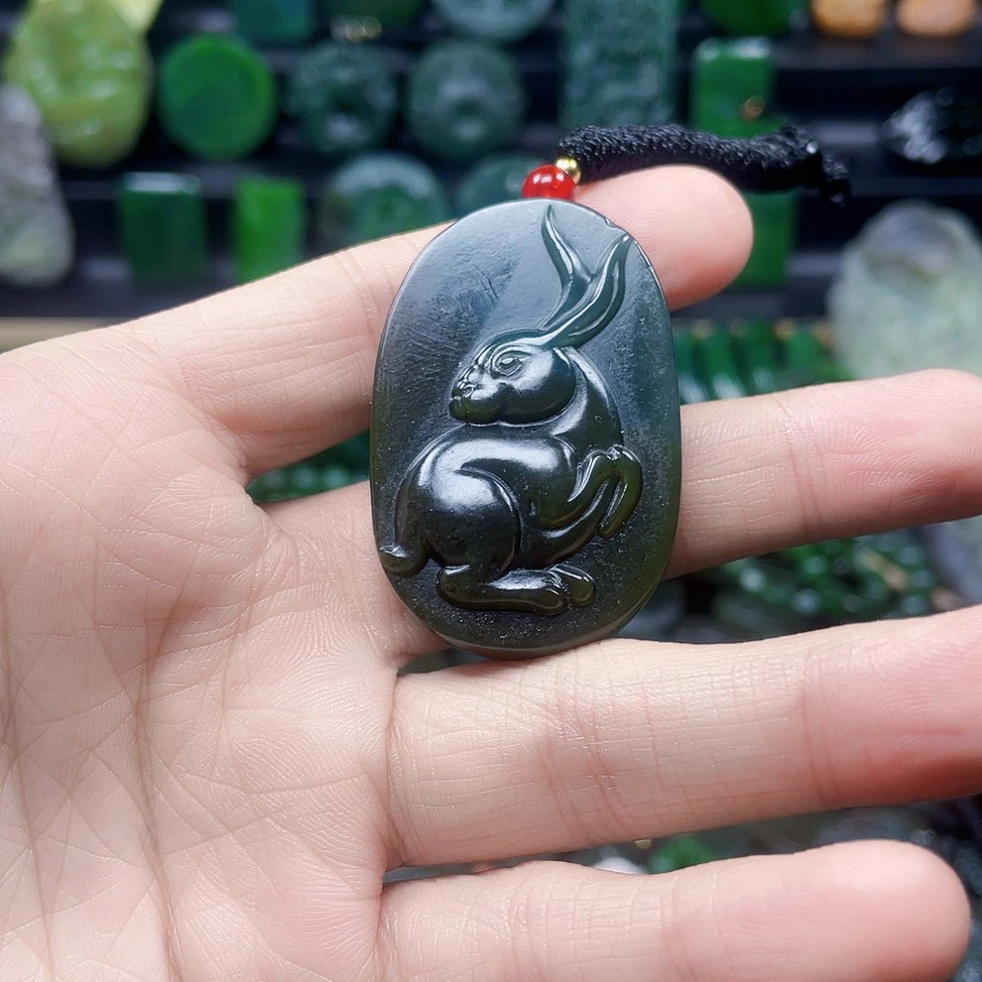 和田玉未镶嵌珠宝半成品