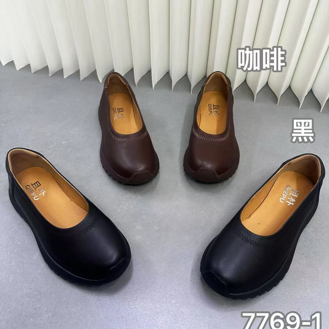 7769-1 单鞋新品复古防滑软底皮面休闲女鞋