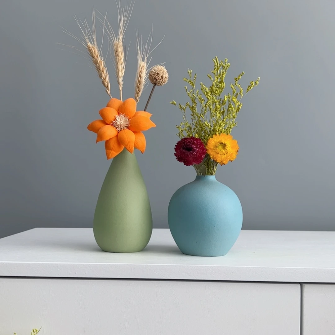 摆件陶瓷小花瓶摆件含花总高约20-30cm