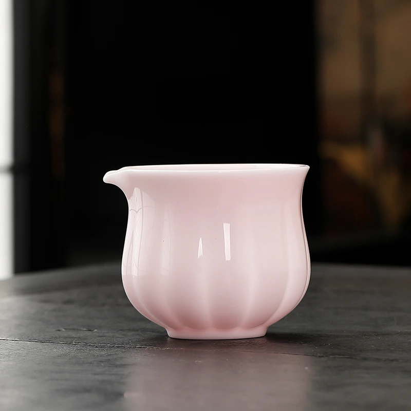 高端羊脂玉瓷公道杯分茶器陶瓷茶具德化白瓷轻奢茶海公杯功夫茶具