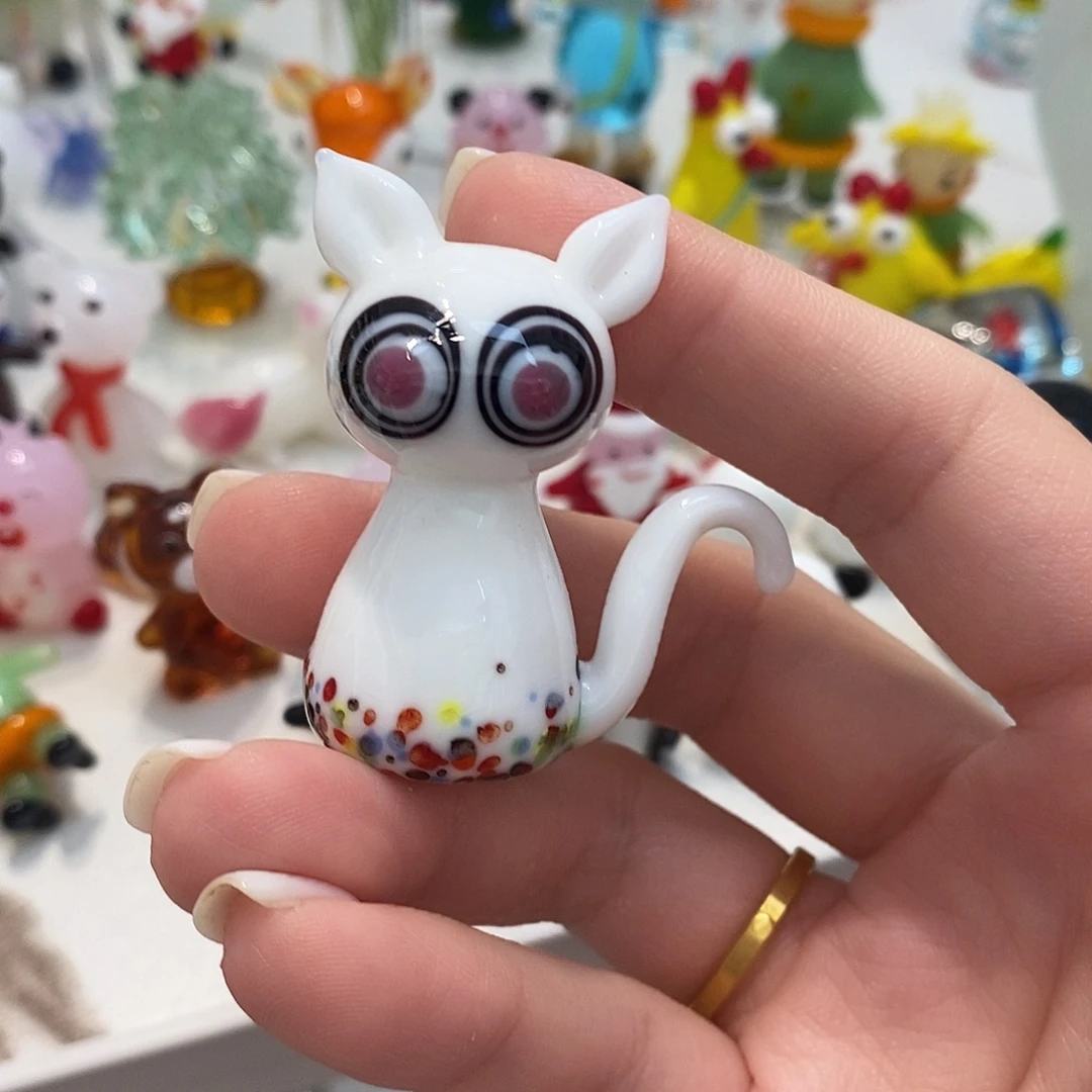 琉璃手工艺品小白