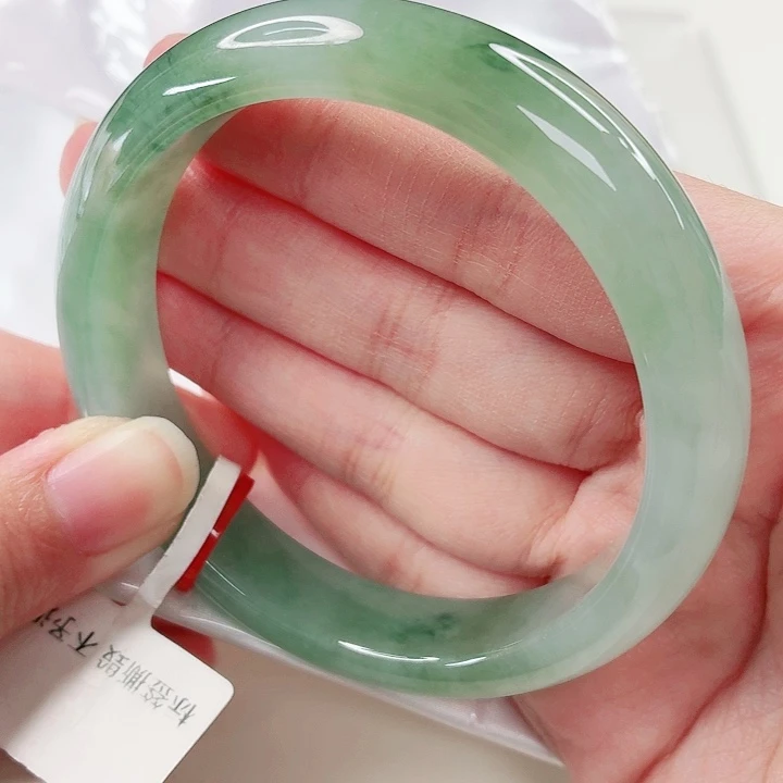 翡翠未镶嵌手镯60.8圈x389