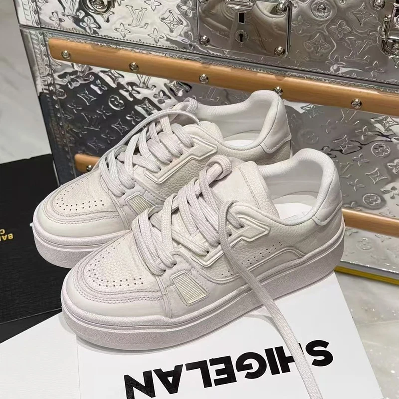 诗歌兰厚底增高小白鞋女2026春新款真皮百搭低帮运动休闲鞋166-33