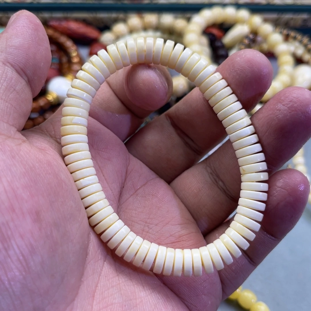 琥珀未镶嵌珠宝奇石10