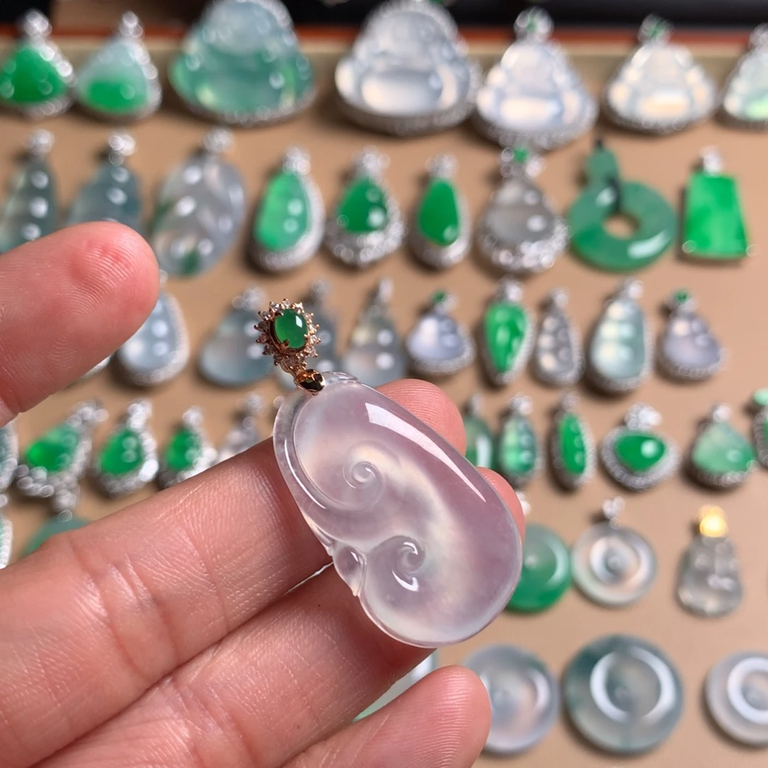 翡翠18K金镶嵌吊坠(不含链)冰如意