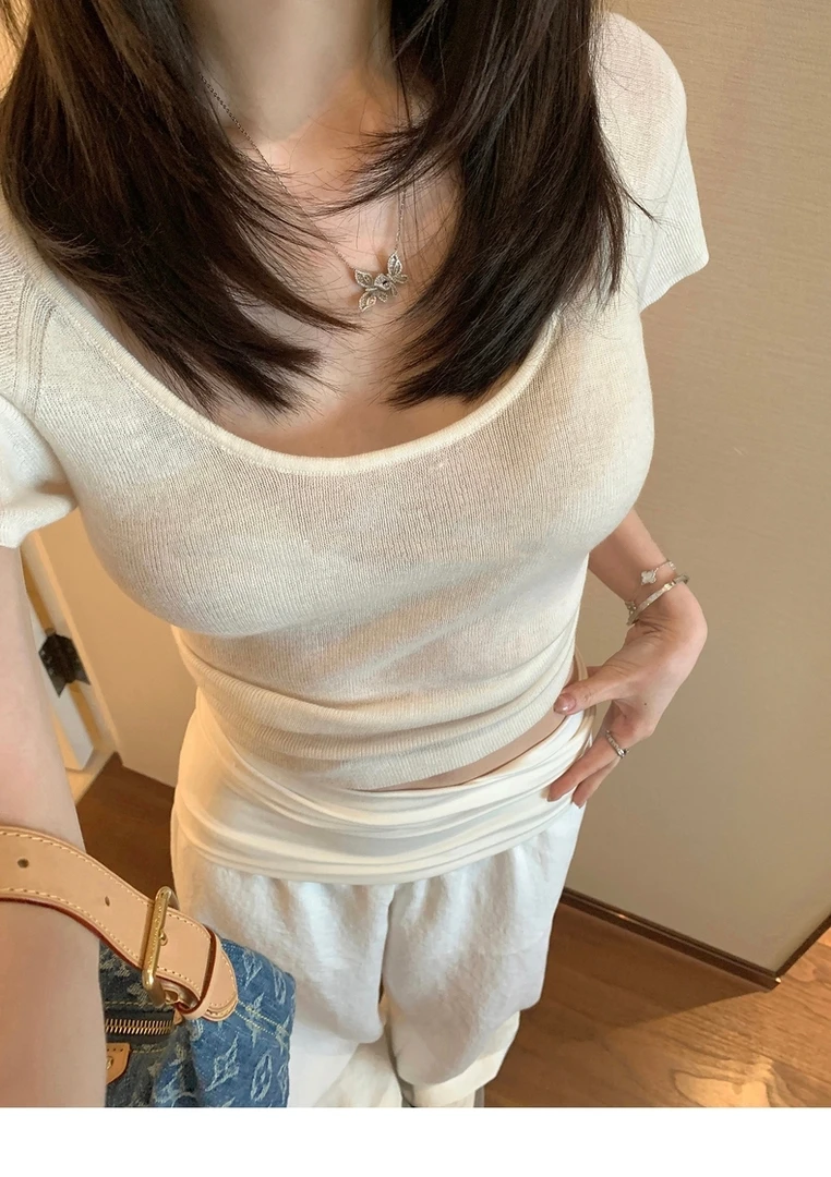 毛织T恤女秋季新品纯色大U领短袖上衣白色针织百搭上衣6813