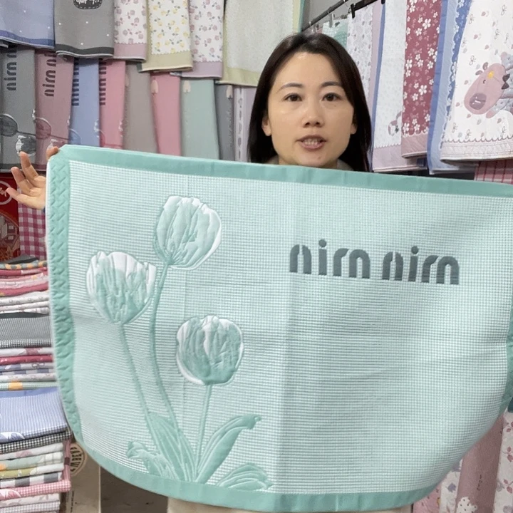 棉特价绿色郁金香