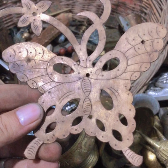 一**泊闪电购铜摆件工艺品