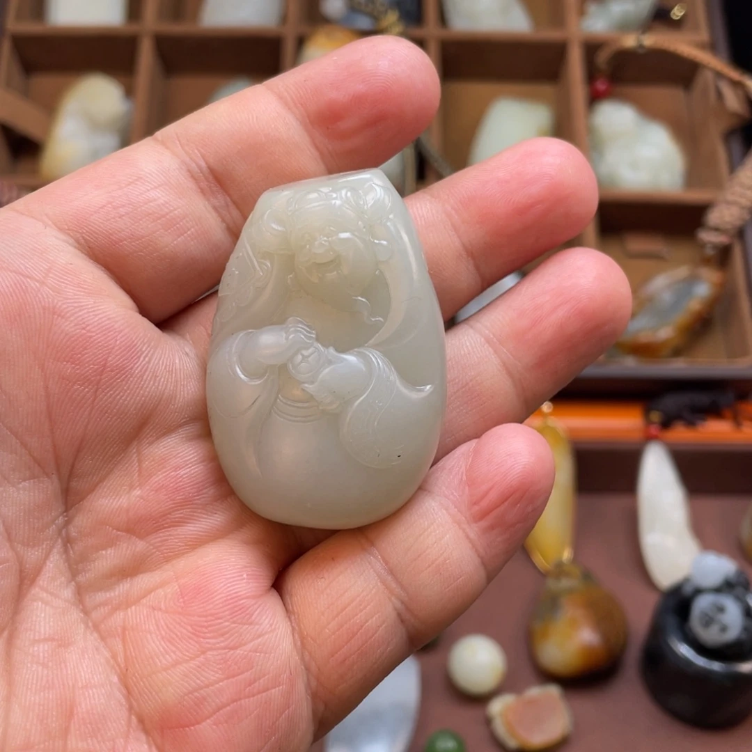 和田玉未镶嵌挂件