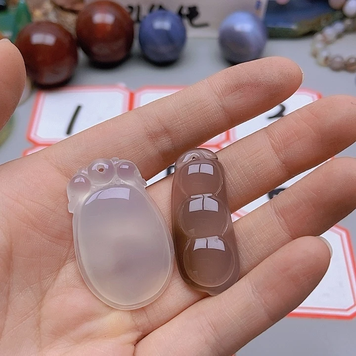 【闪购商品】玛瑙/玉髓未镶嵌珠宝半成品凉*