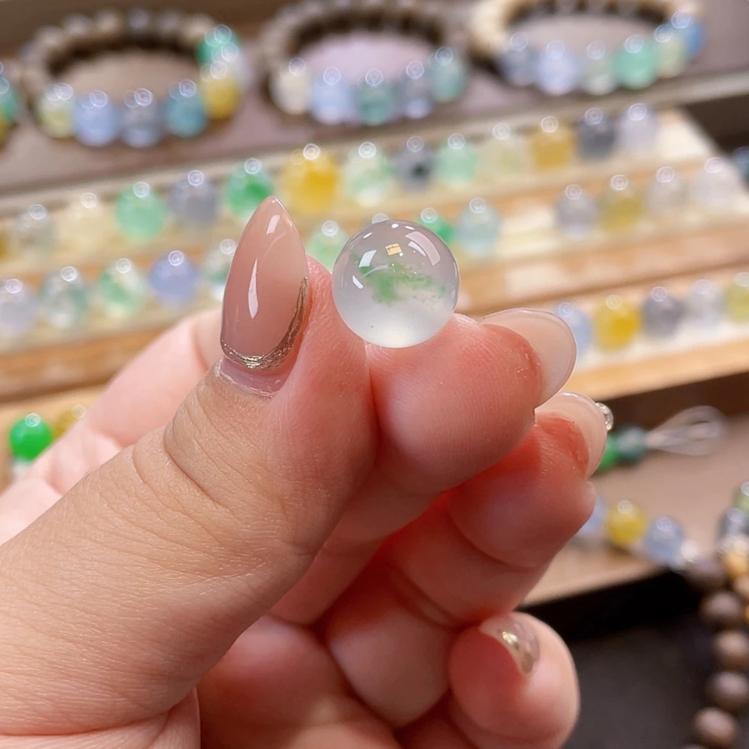 【闪购商品】颈饰未镶嵌翡翠木纳飘绿