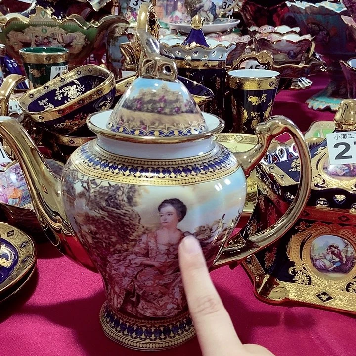 碗微瑕…………………………………………