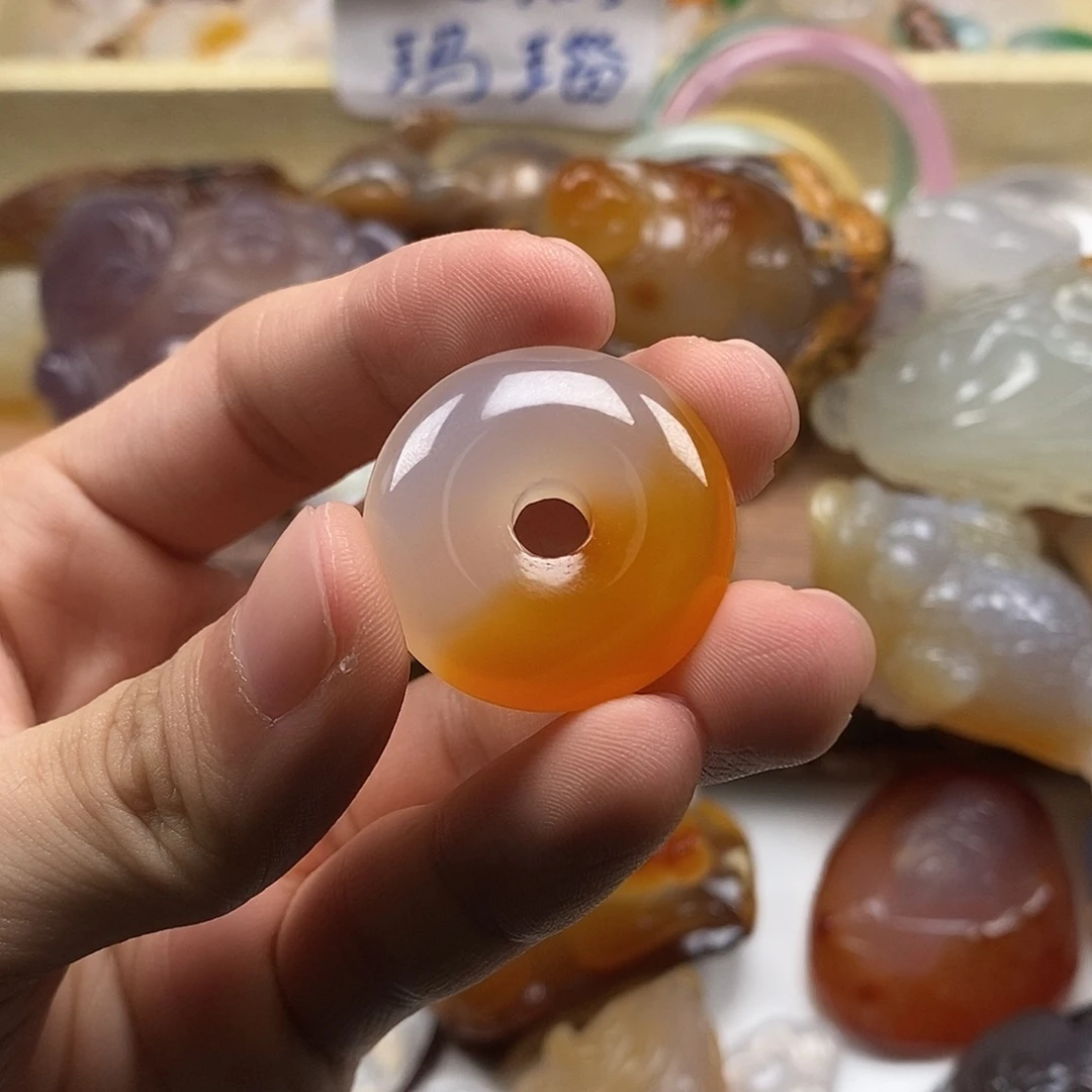 玛瑙/玉髓未镶嵌颈饰