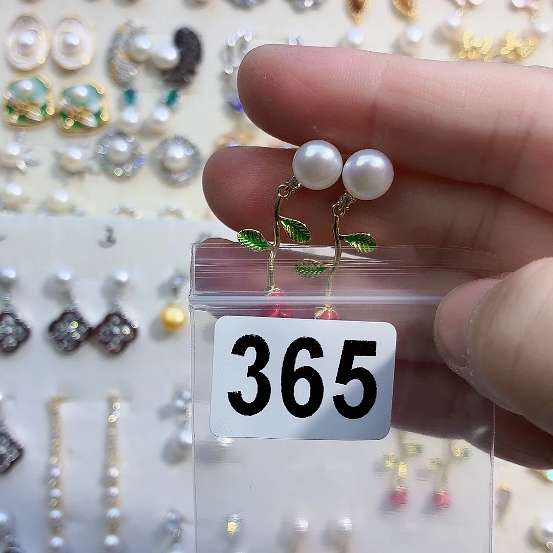 Y****淡水珍珠耳饰合金