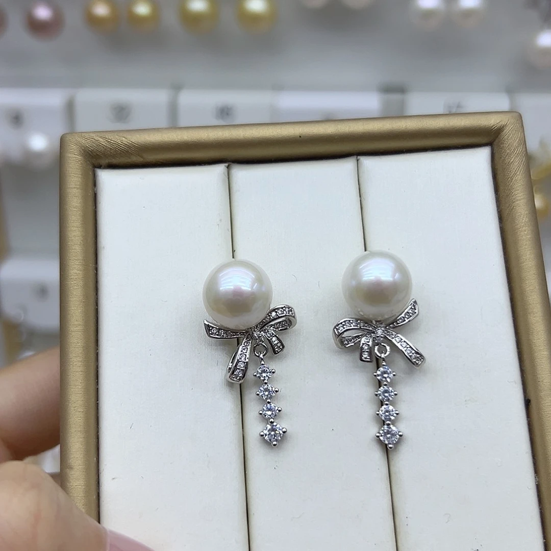 银S925镶嵌耳饰淡水珍珠
