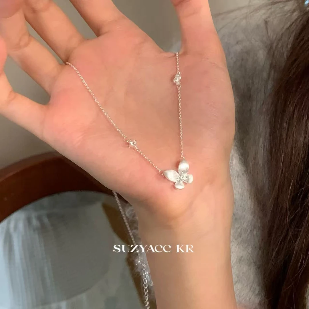 Suzyacc Kr 坠链均925银合成锆石 925银【星光蝴蝶】项链气质DX0230