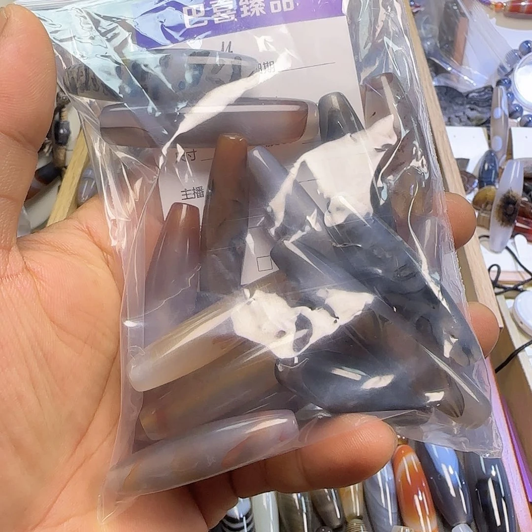 玛瑙/玉髓颈饰未镶嵌咖****甜